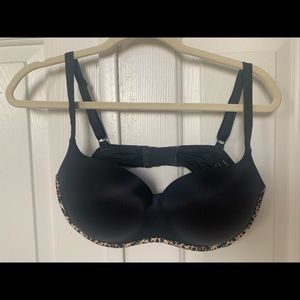 Victoria’s Secret Balconette wireless push-up bra. Size 36DD